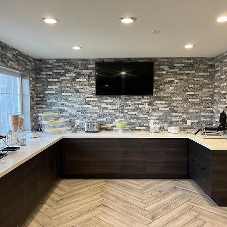 Quality Inn Tracy I-205 Экстерьер фото