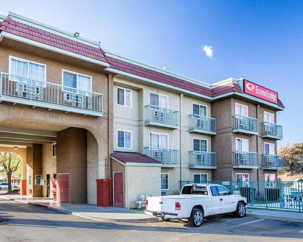 Quality Inn Tracy I-205 Экстерьер фото