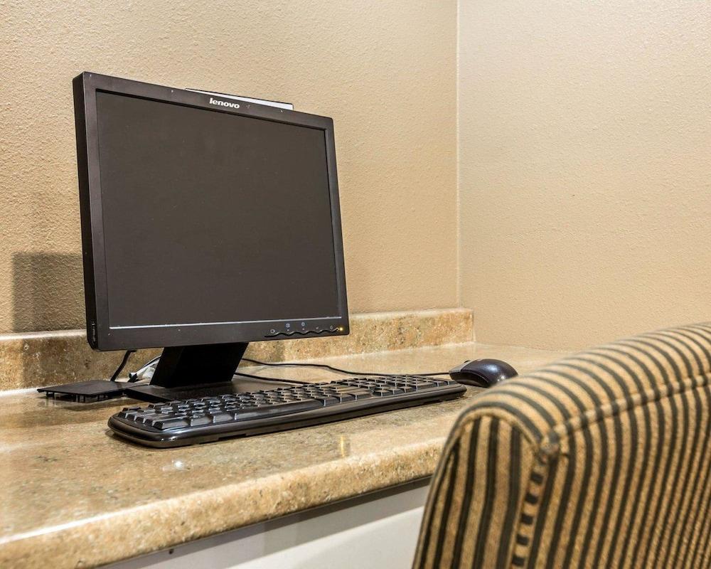 Quality Inn Tracy I-205 Экстерьер фото