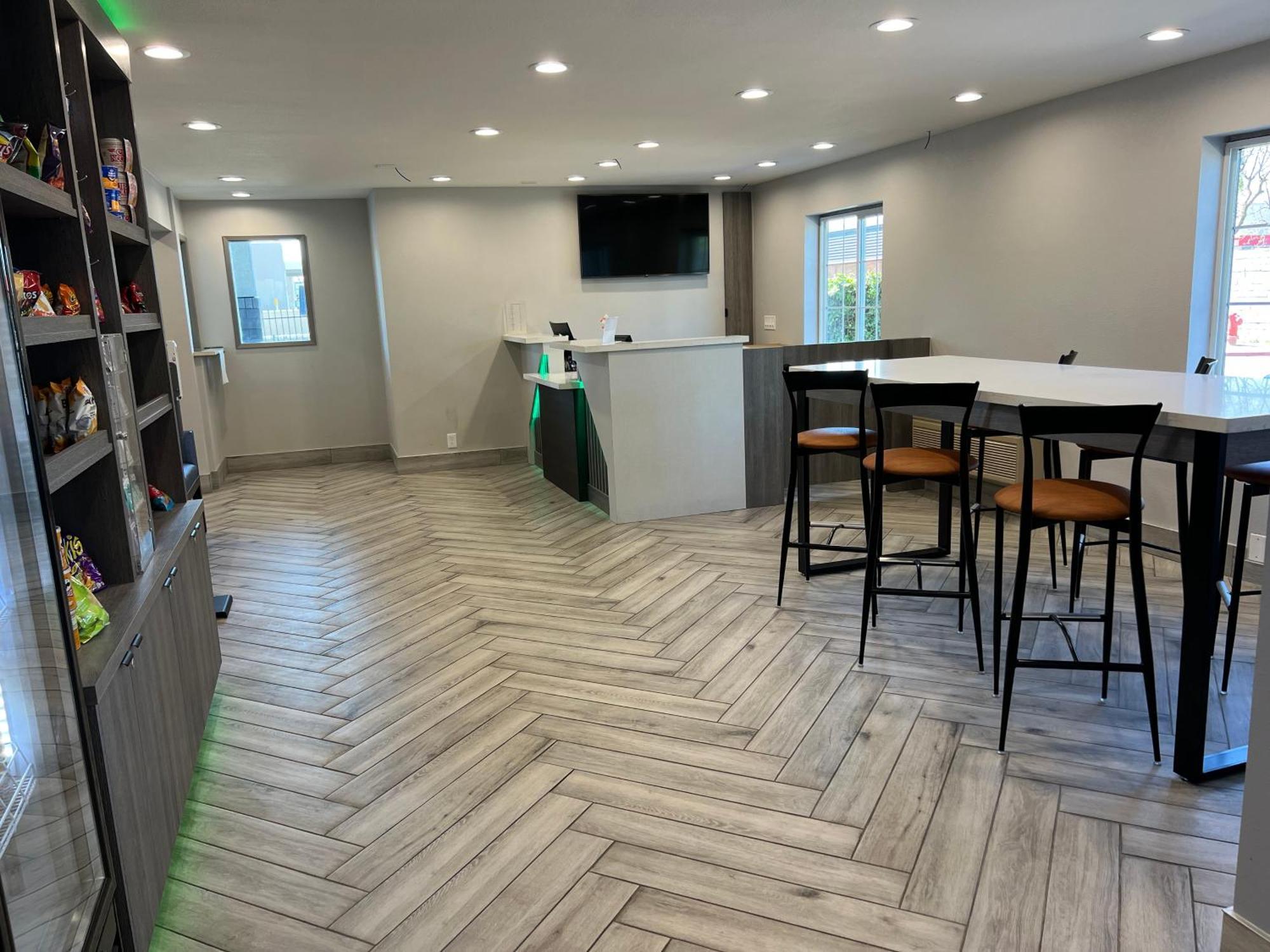 Quality Inn Tracy I-205 Экстерьер фото