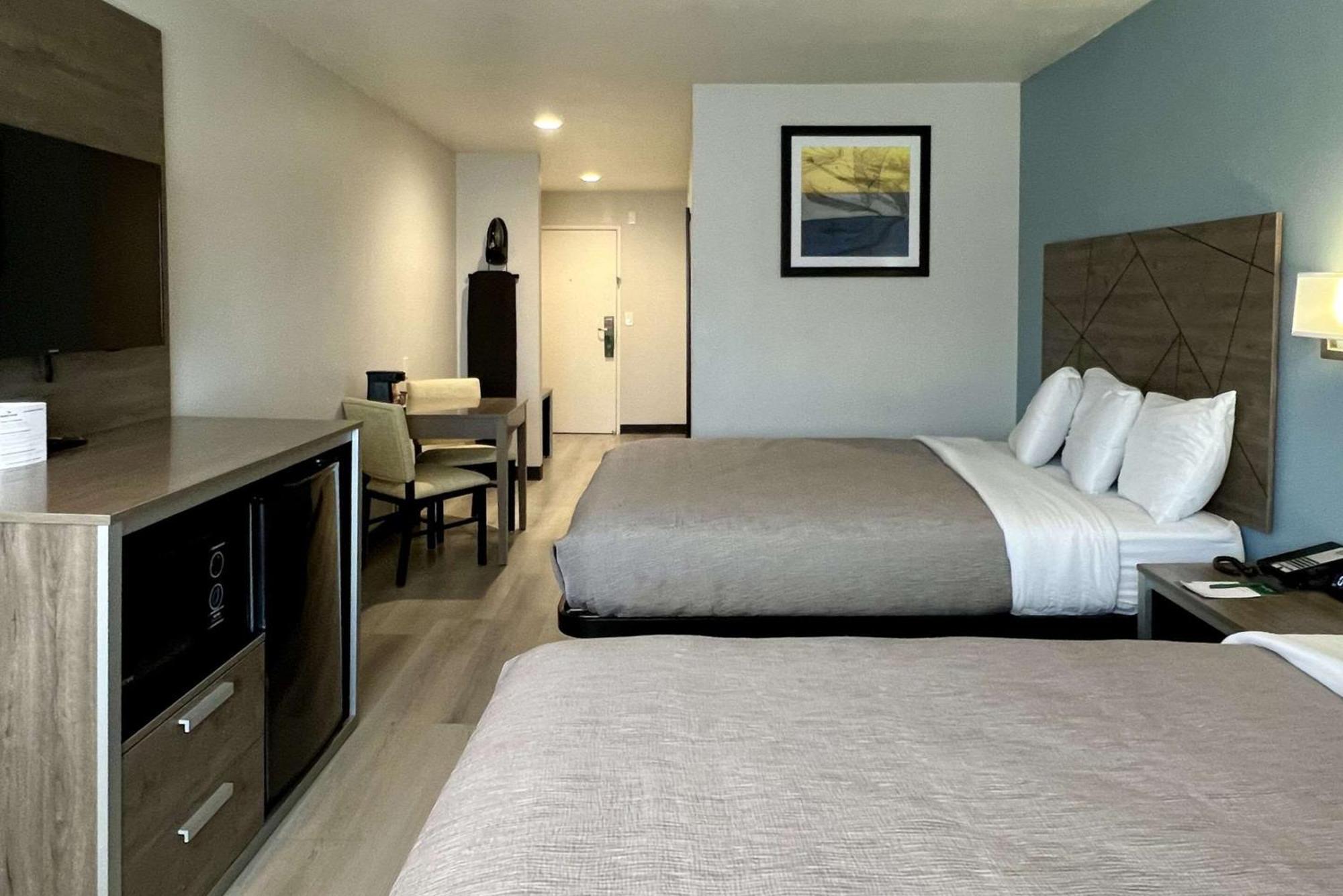 Quality Inn Tracy I-205 Экстерьер фото